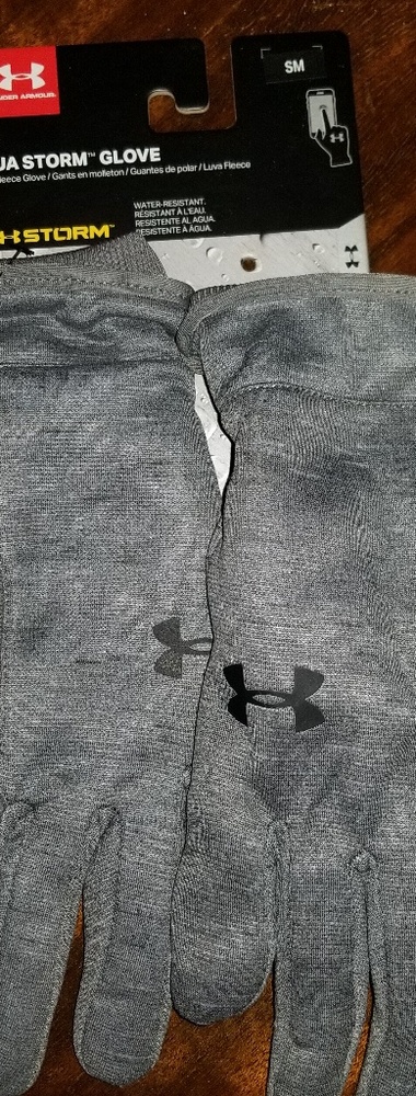 Under Armour Gloves